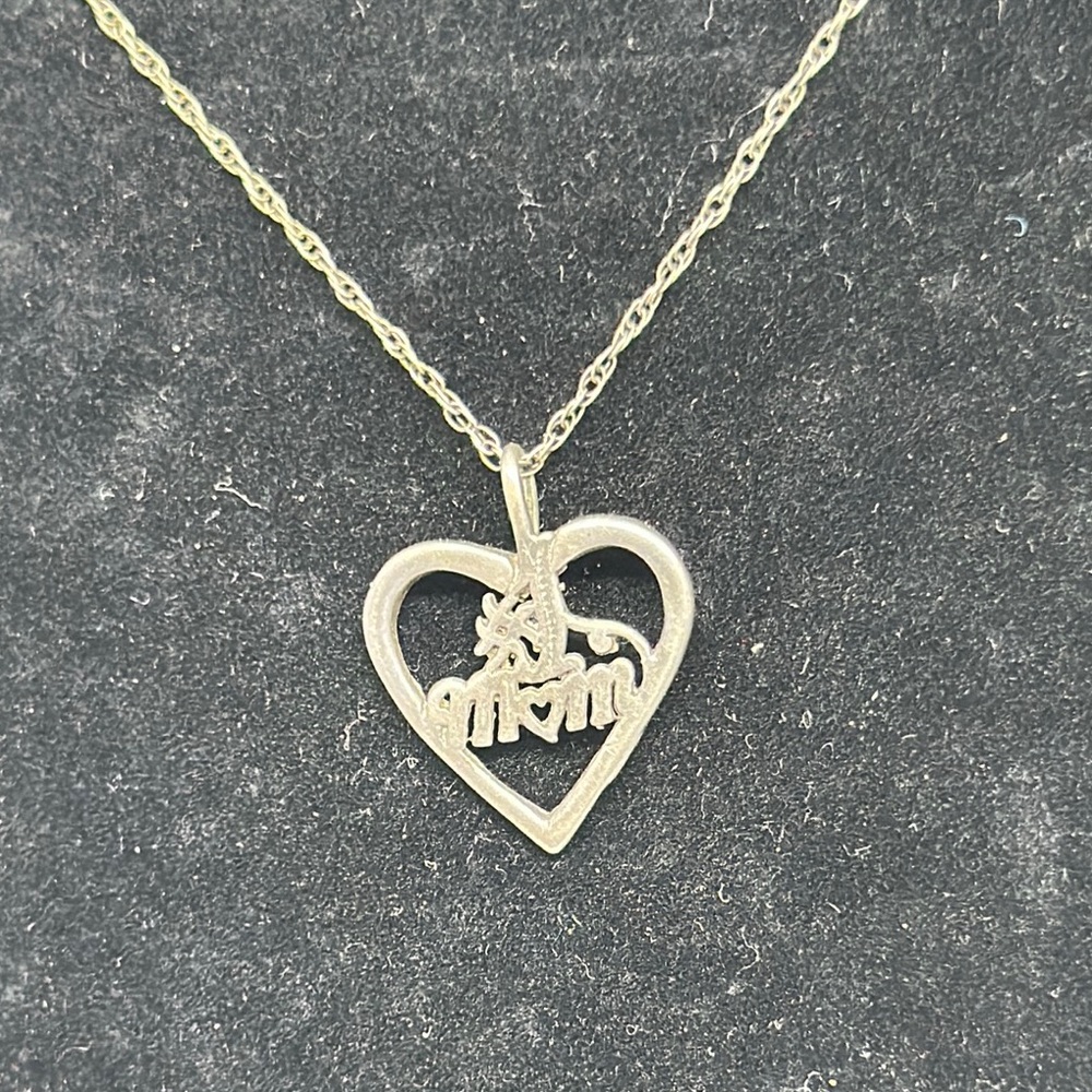 925 "# 1 MOM " Heart  Pendant Necklace